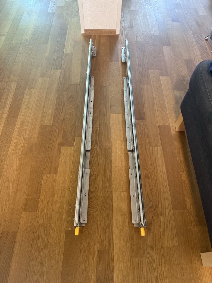 Ferramenta: Schwerlastauszug 1300 150 kg – Usato da Seewen SZ venduto da Katze260874 1