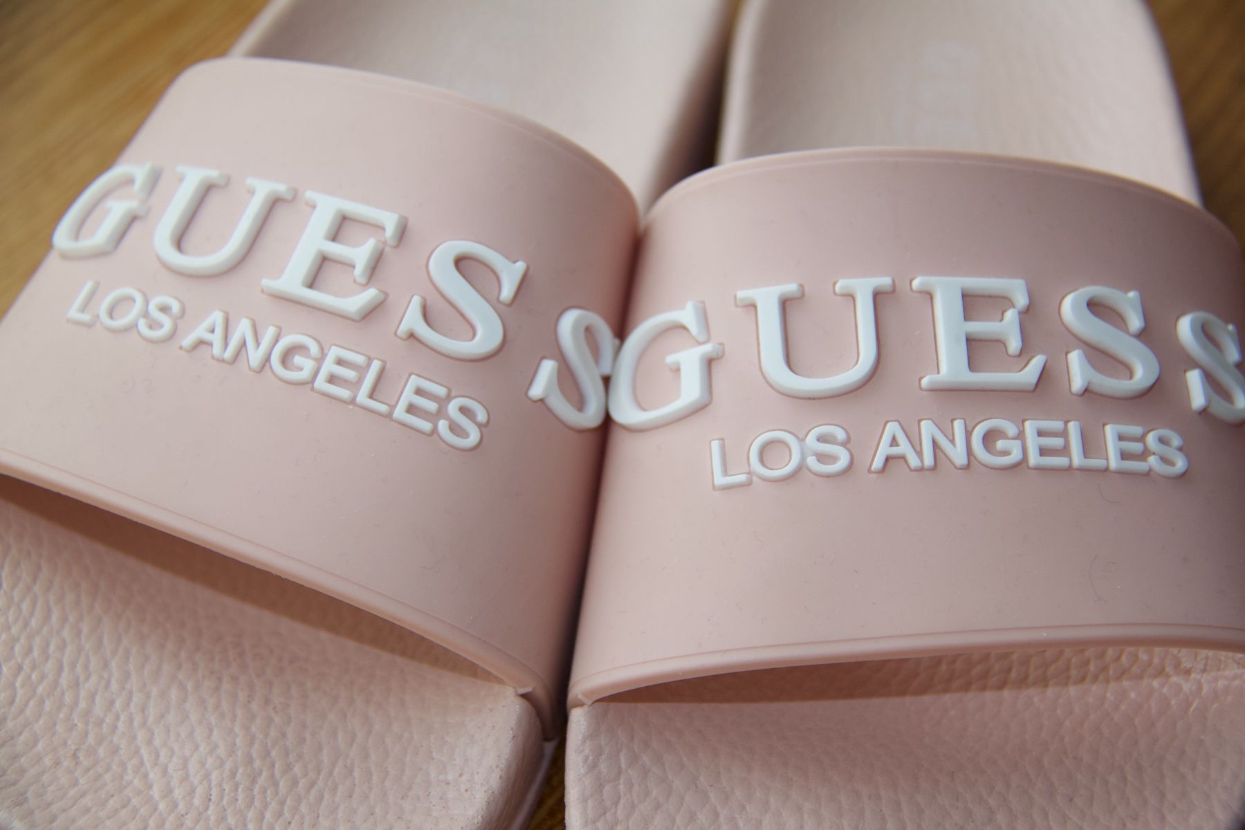 Guess Damenschuhe: GUESS Los Angeles - Strandschuhe, Gr. 34 – Neu (gemäss Beschreibung) aus Uetikon am See von Vil4523 2