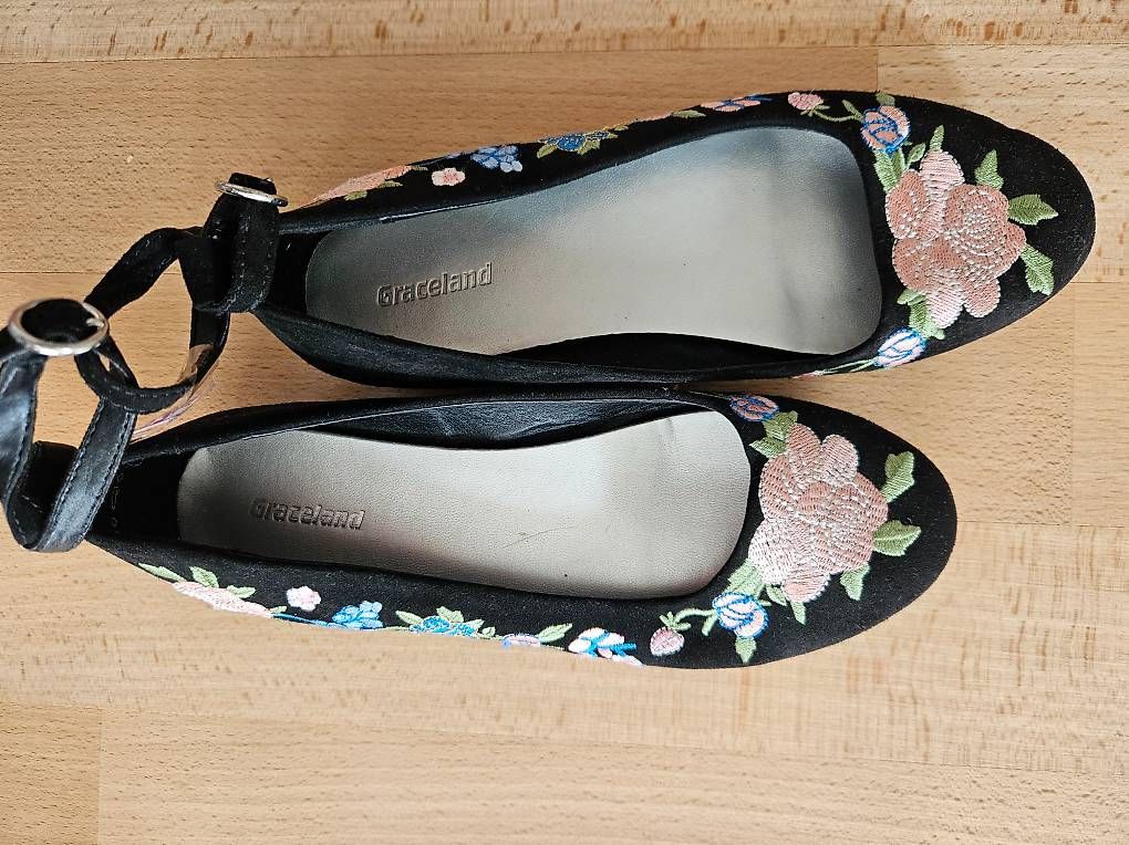 Scarpe da donna: Süsse Ballerinas Grösse 38 – Usato da Winterthur venduto da aerdna07