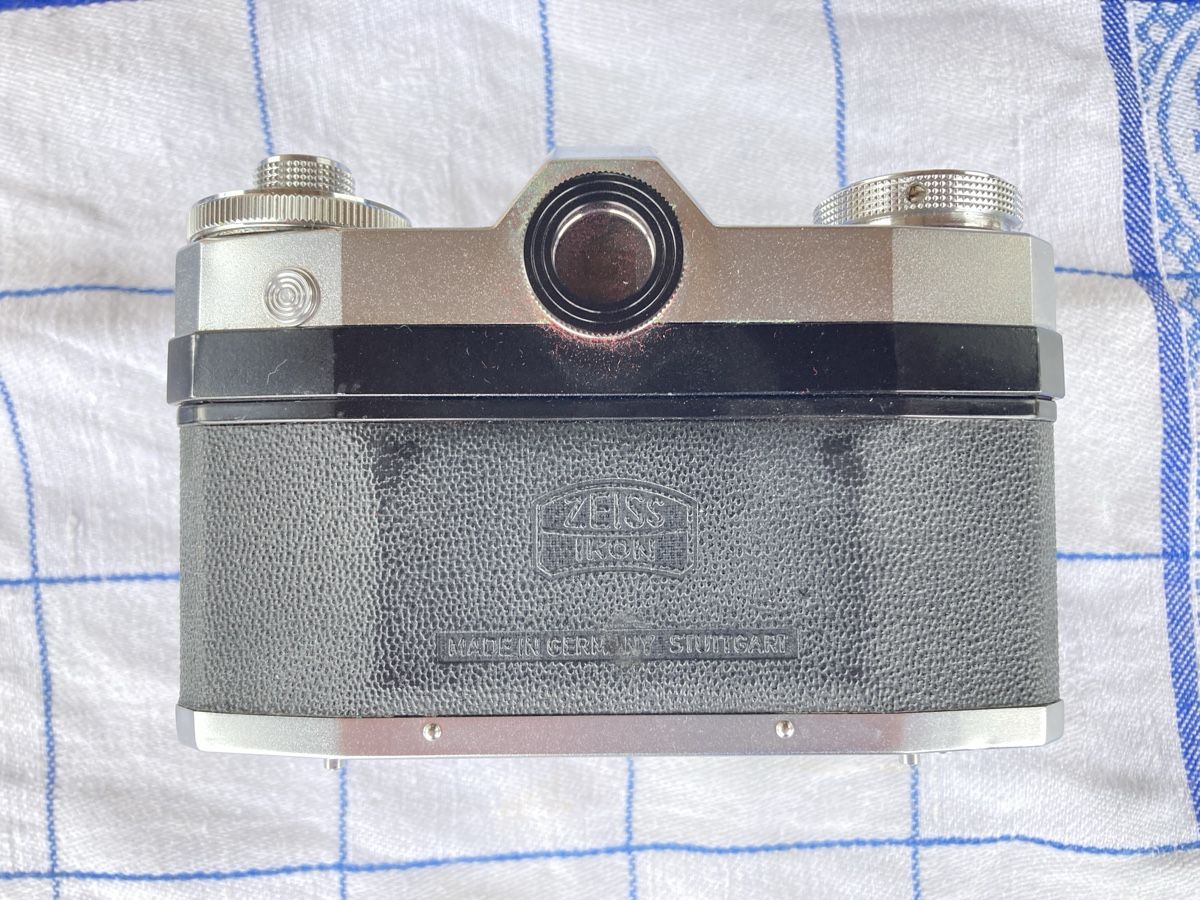 Zeiss Kamera: Zeiss Contaflex + Voigtlander Vito II Camera Set – Gebraucht aus Flims Dorf von daFlem 3