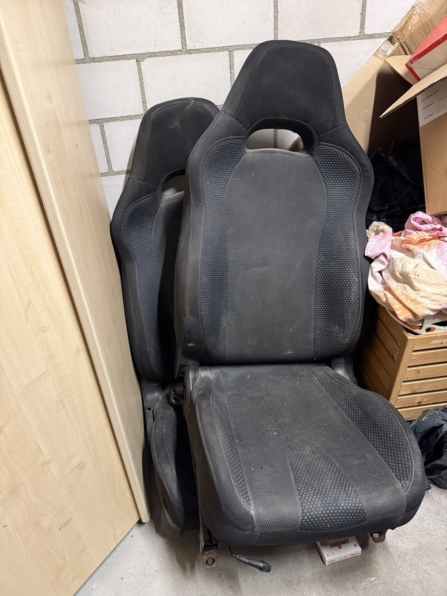 Subaru Tutti pezzi di ricambio auto: 2x Sitze Subaru Impreza WRX 2001 – Usato da Rueras venduto da frausnow12