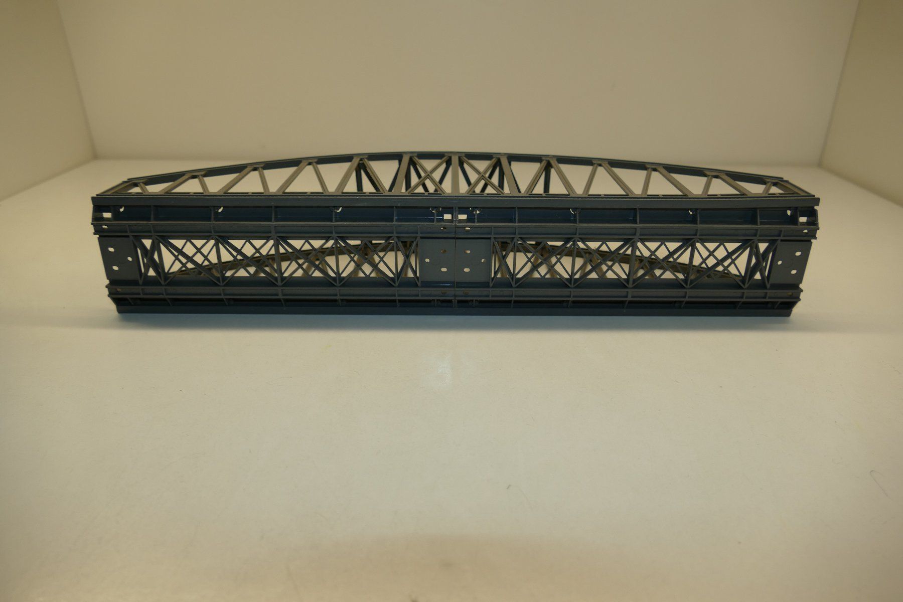 Märklin Modellini di ferrovie: Märklin H0: M+K-Gleis Bogenbrücke – Usato da Niederhasli venduto da rail-duerst 4