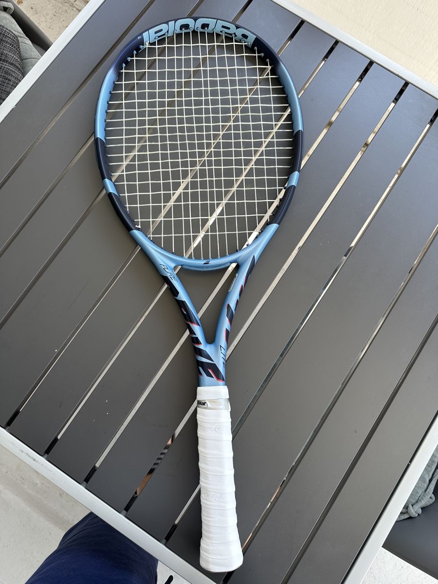 Babolat Racchette: Babolat Pure Lite Tennis Racket – Usato da Dübendorf venduto da dan_q99b