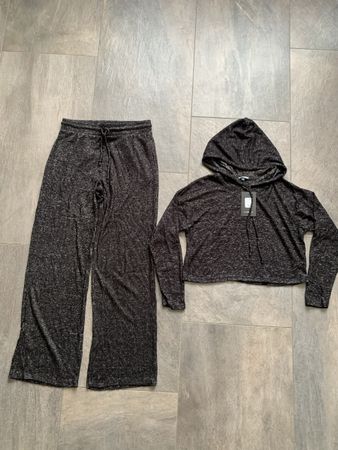 Fashion Nova S Set Top und Hose Freizeit neu ab 5.-