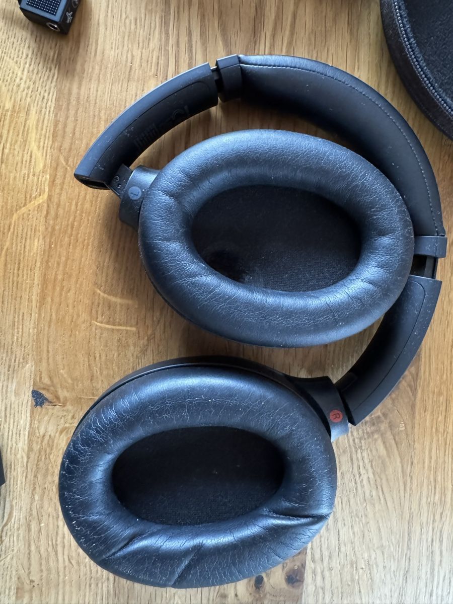 Sony Cuffie: Kopfhörer SONY WH-1000XM4 – Usato da Watt venduto da SwissBlueLine 1