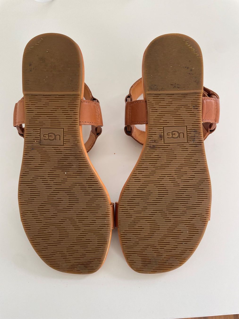 Ugg Scarpe da donna: Damensandalen UGG Grösse 39 – Usato da St. Gallen venduto da rap_wm5l 5