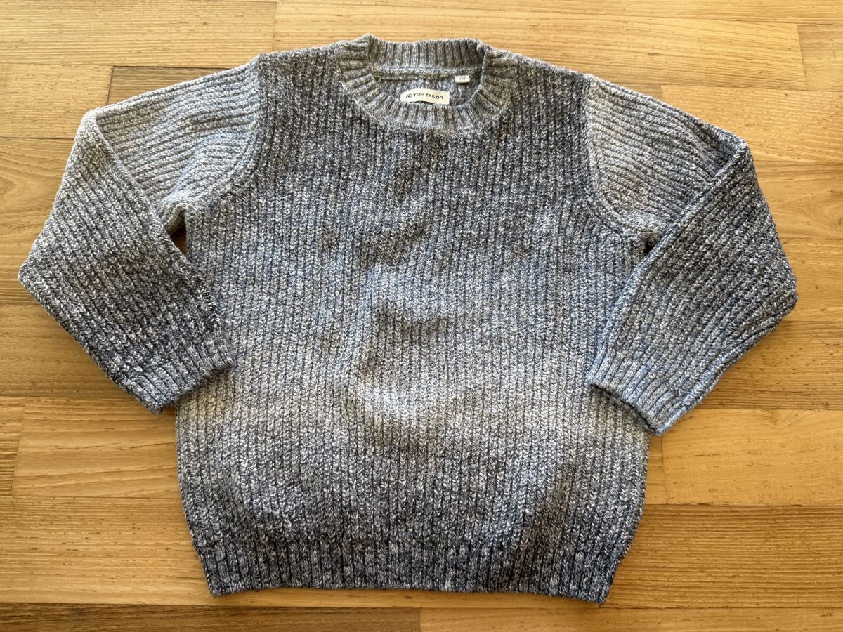 Tom Tailor Maglioni & Felpe: Pullover Tom Tailor gestrickt grau Grösse 104-110 – Usato da Zürich venduto da cha_rlz5