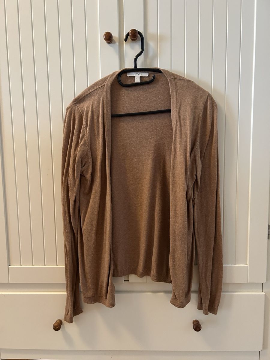 Esprit Giacche: Strickjacke Esprit (M) neu – Nuovo (secondo la descrizione) da Basel venduto da stb_27