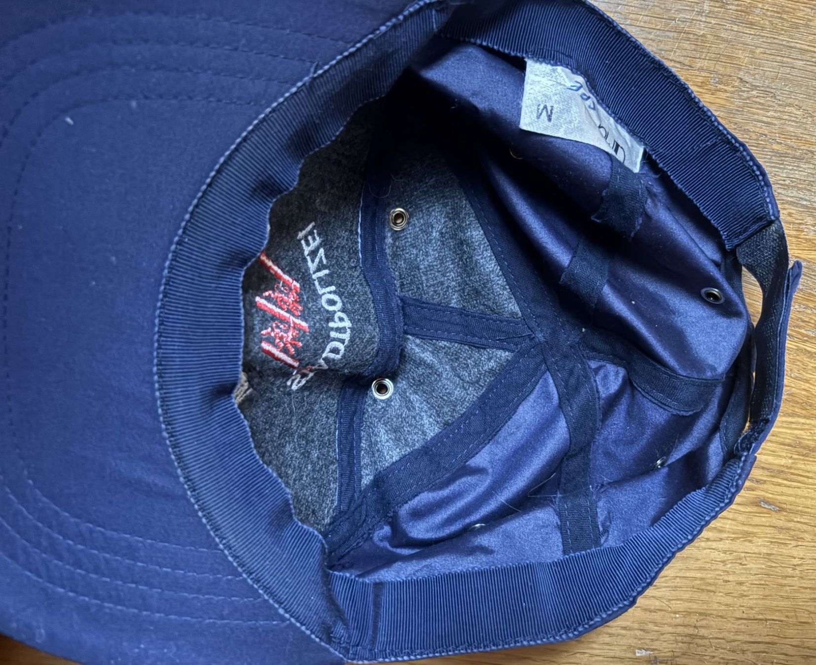Uniformi: Uniformmütze Stapo Winterthur – Usato da Volketswil venduto da zwitsch33 2