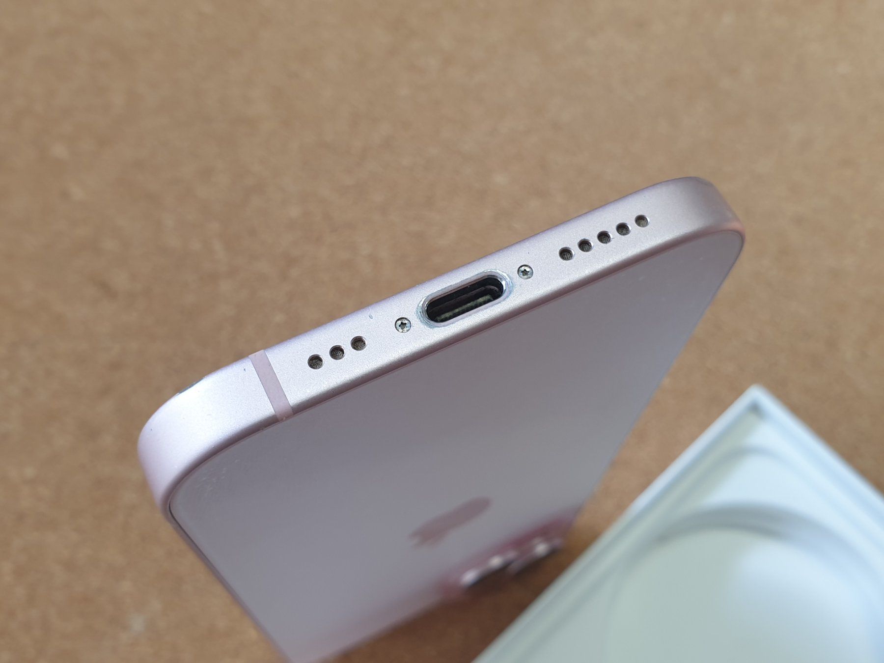 Apple Telefoni cellulari / Smartphones: iPhone 15 Rose Pink – Usato da Neyruz FR venduto da Flyback 7