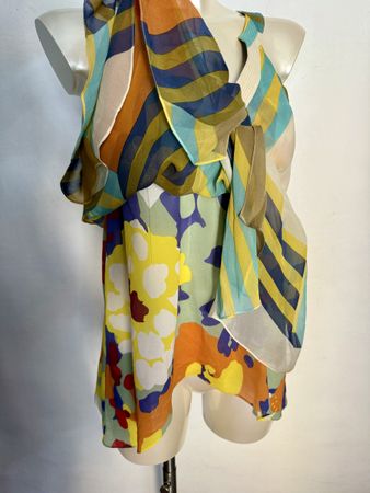 Diane Von Furstenberg top M