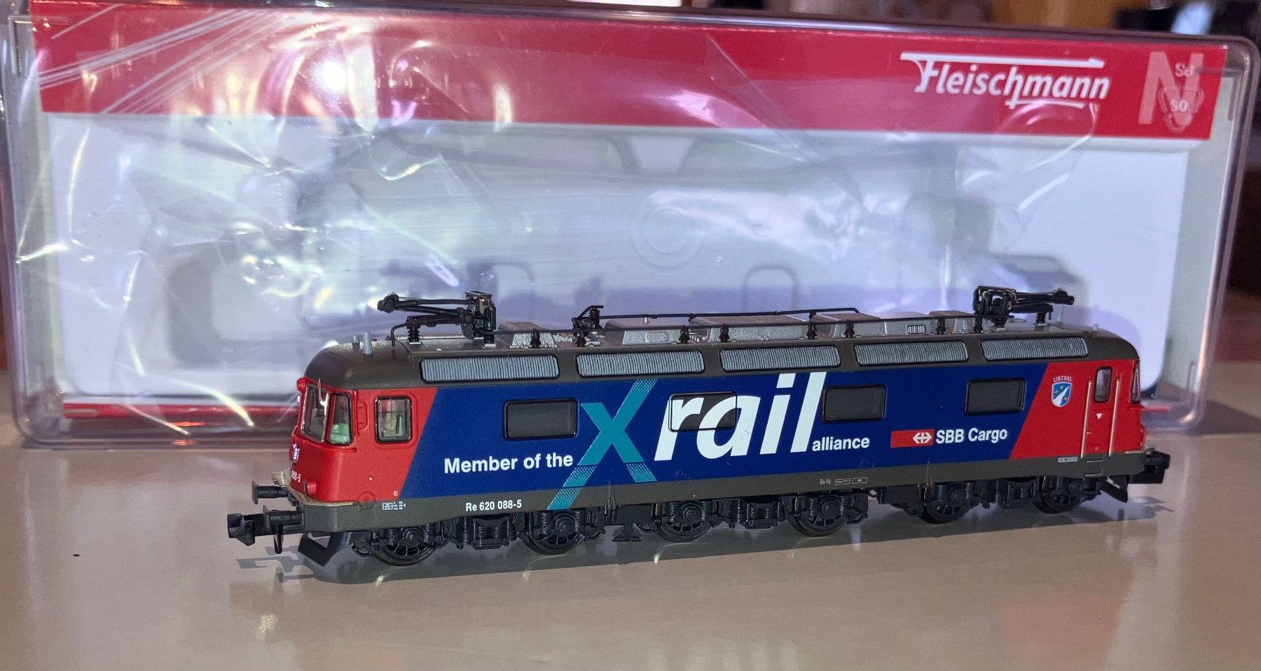 Fleischmann Modelleisenbahnen: Re 620 Cargo X-rail SBB Digital mit Decoder Neu mit OVP – Neu und originalverpackt aus Dompierre VD von immorentes 1