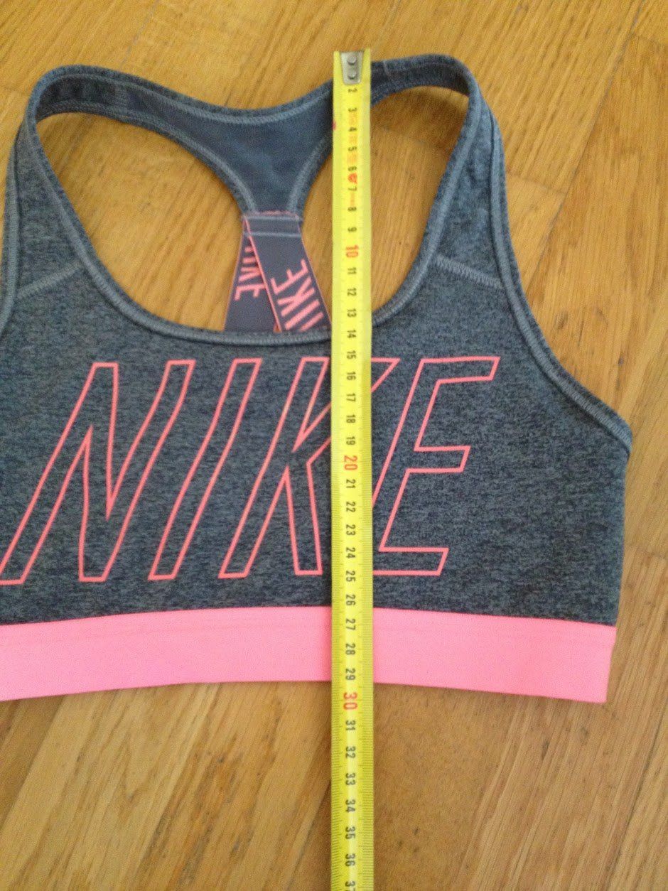 Nike Tops: Sport Top Nike – D'occasion à Dübendorf par Fip05 3