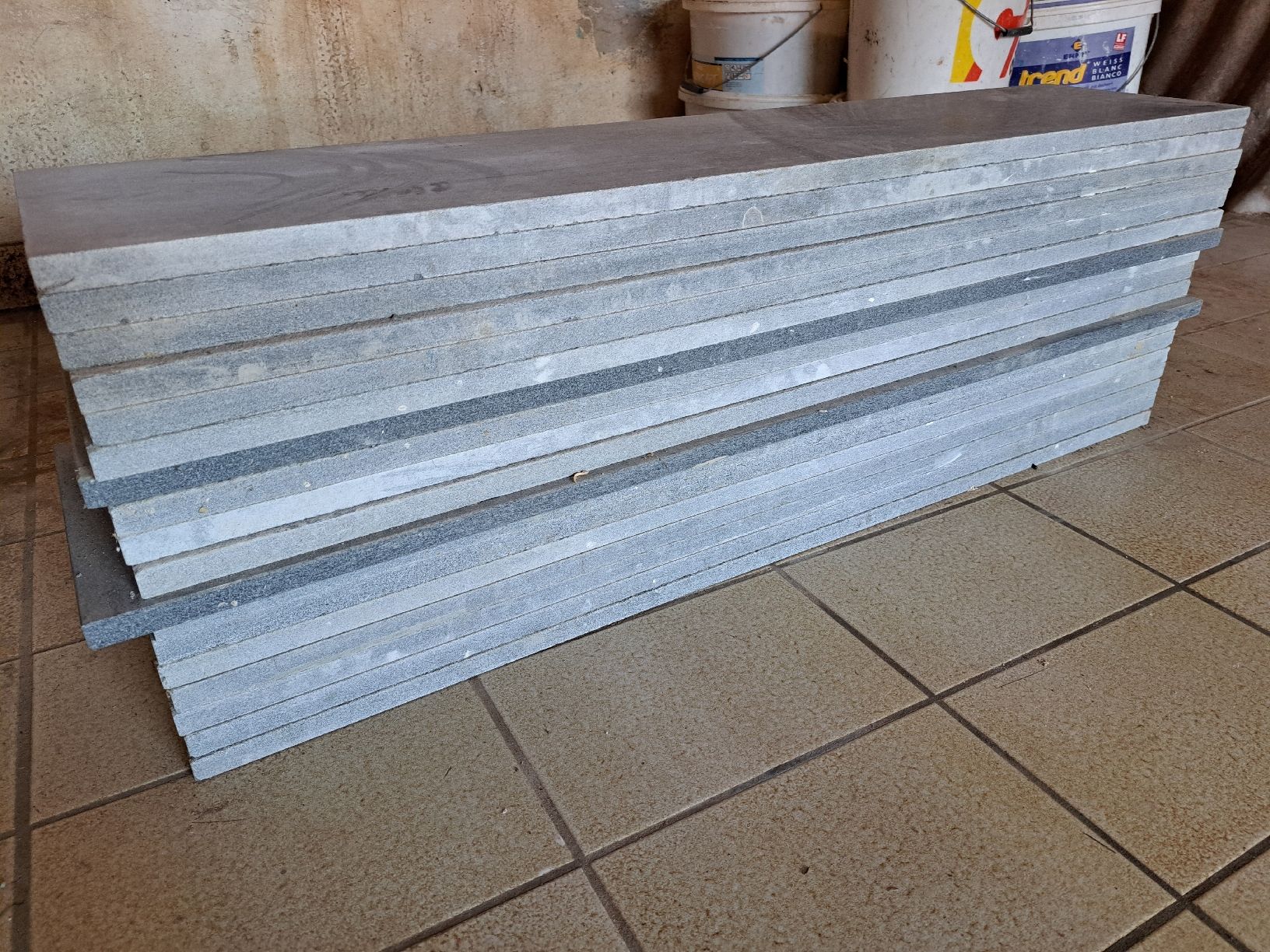Piatti di portata: Kalksteinplatten – Nuovo (secondo la descrizione) da Uznach venduto da gartenri