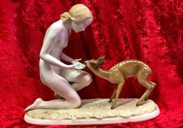 Porzellan Frauenakt und Bambi