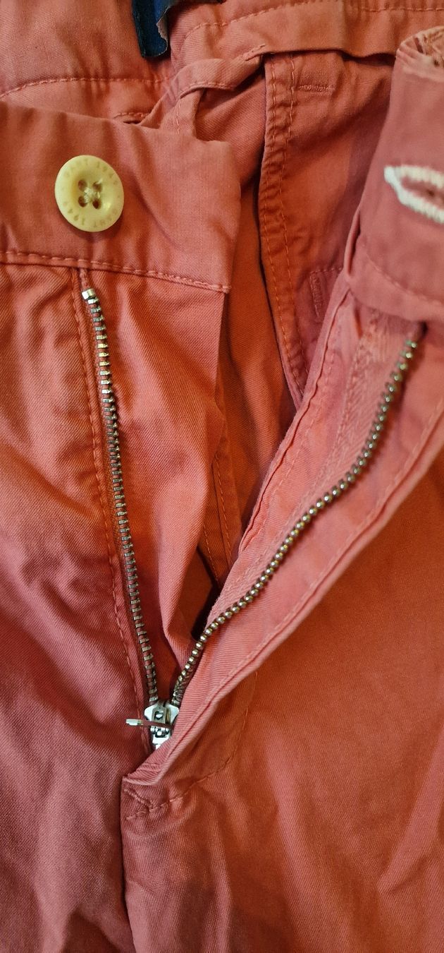 Gap Pantaloni: Sommerhose GAP, Grösse W33/L34 Farbe hellrot – Usato da Romanshorn venduto da REALJessiB 2