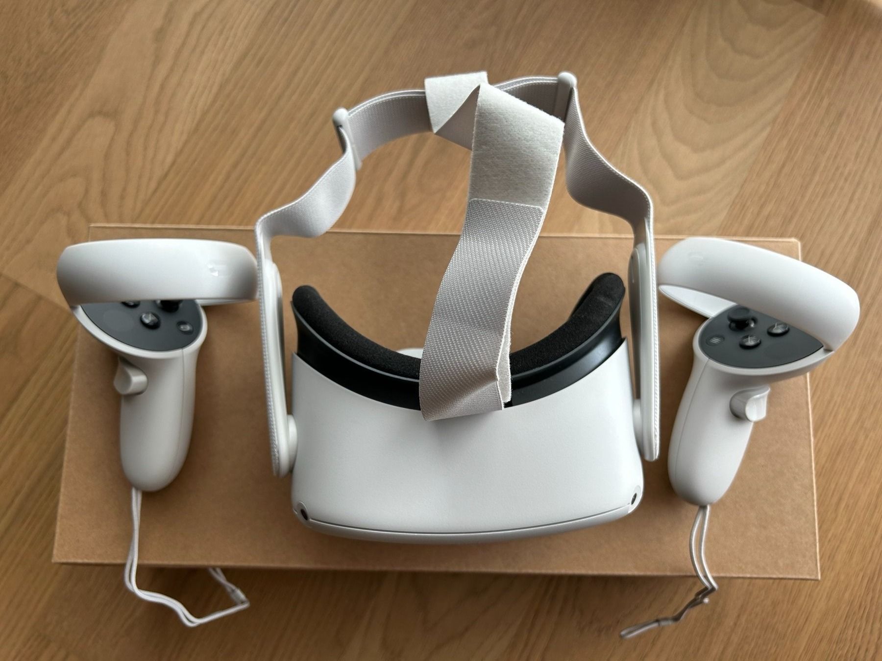 Meta Sonstiges Zubehör: OCULUS Meta Quest 2 Virtual Reality Complete Set – Neu (gemäss Beschreibung) aus Zürich von  1