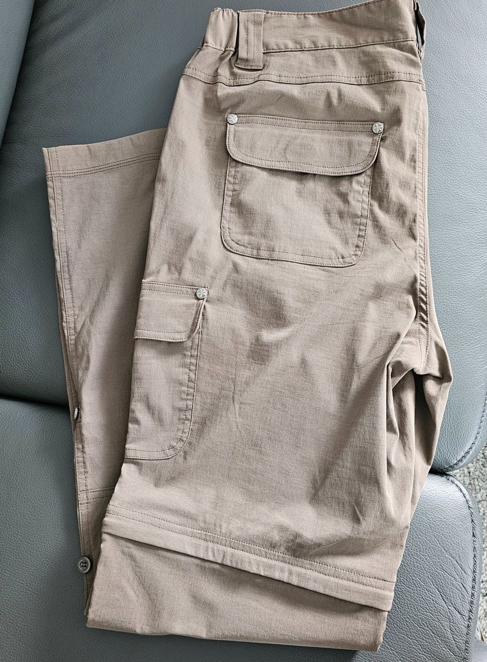 Pantaloni: *TCM* Damen Hose Gr. 40/42 – Usato da Bronschhofen venduto da Xena37 5