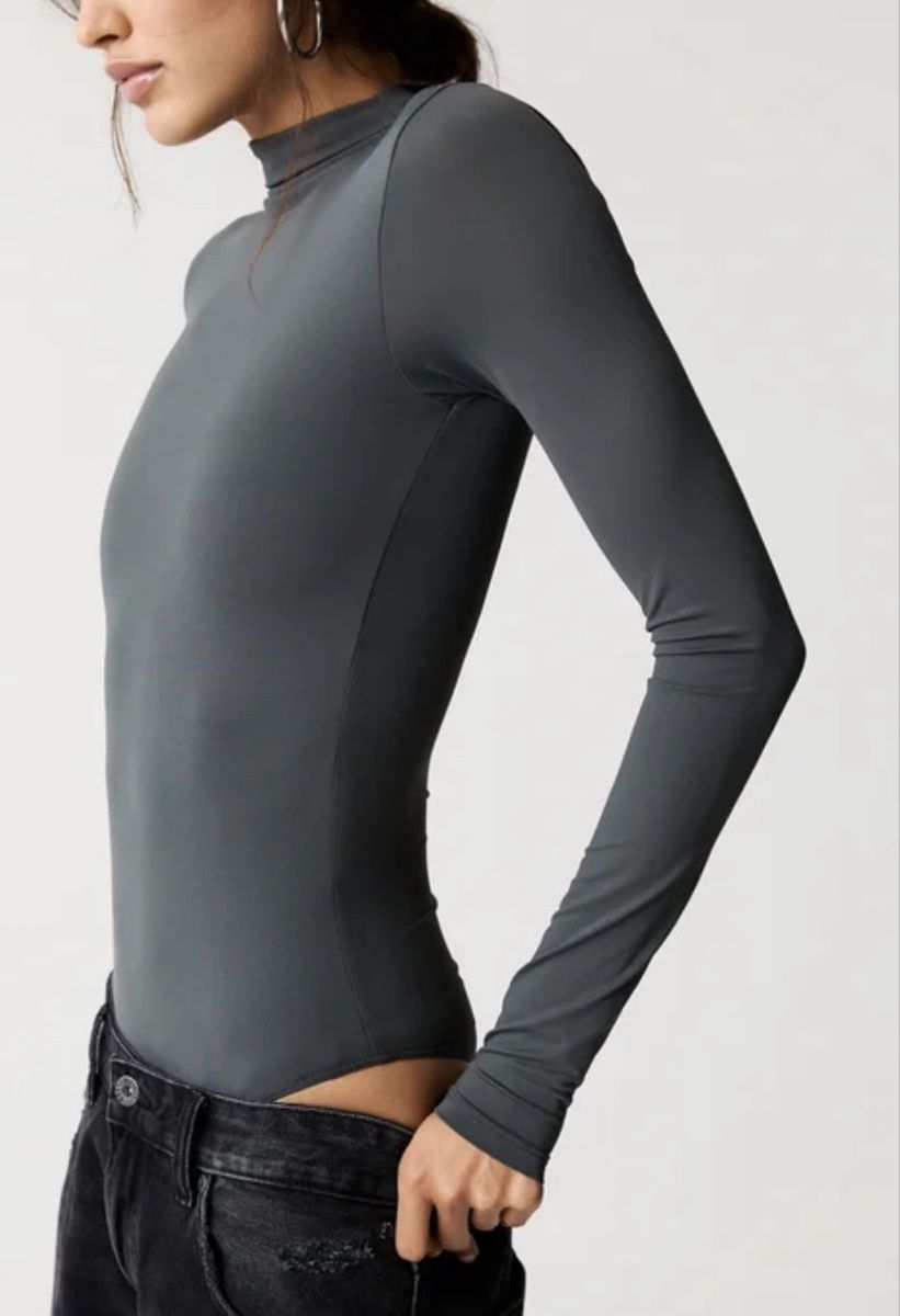 Top: Body Langarm Grau Grösse S neu – Nuovo (secondo la descrizione) da Zürich venduto da 123456789juju 2