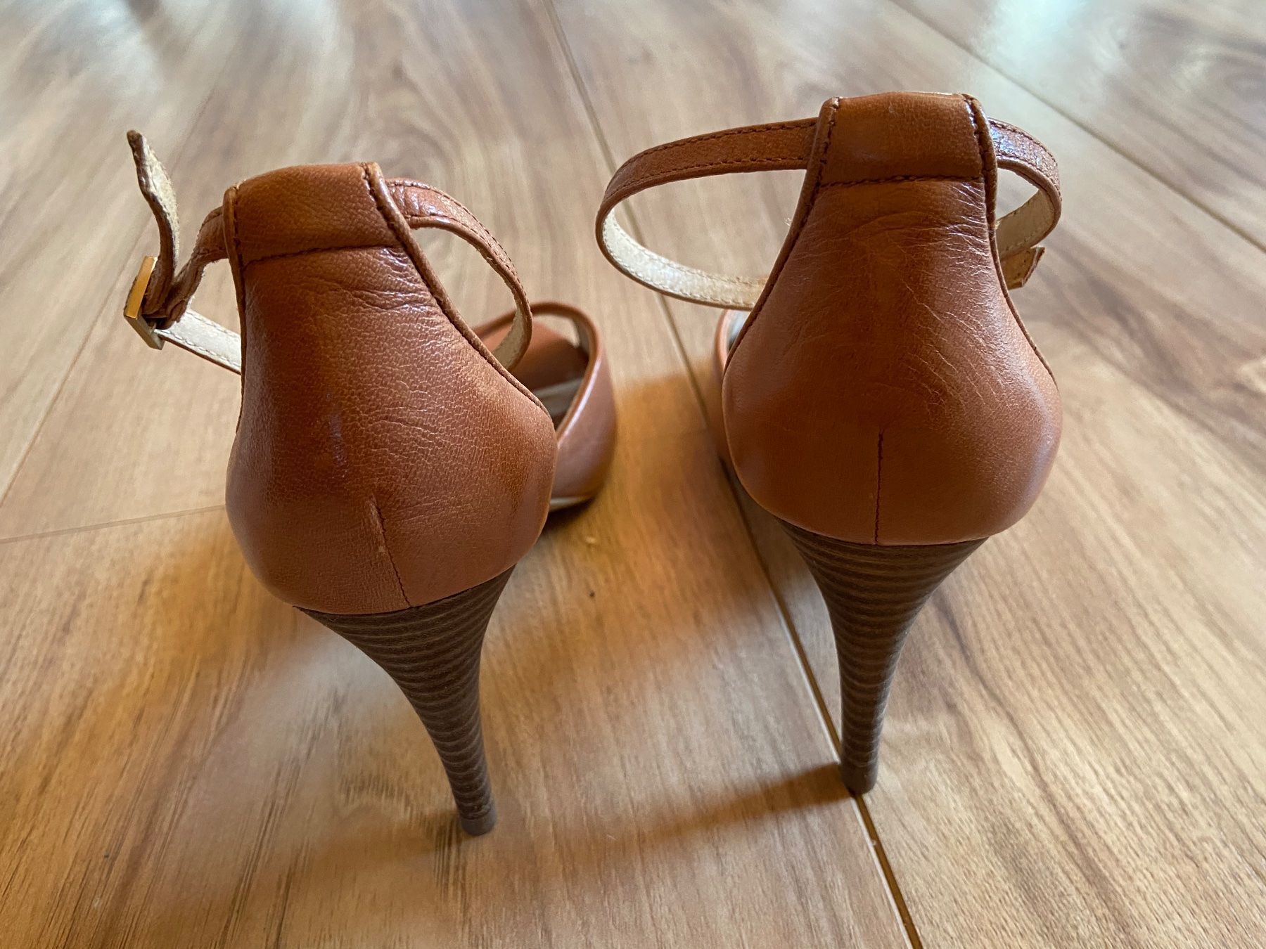Scarpe da donna: Sandales JB Martin Paris 38 – Nuovo (secondo la descrizione) da Epalinges venduto da madeleine05 4