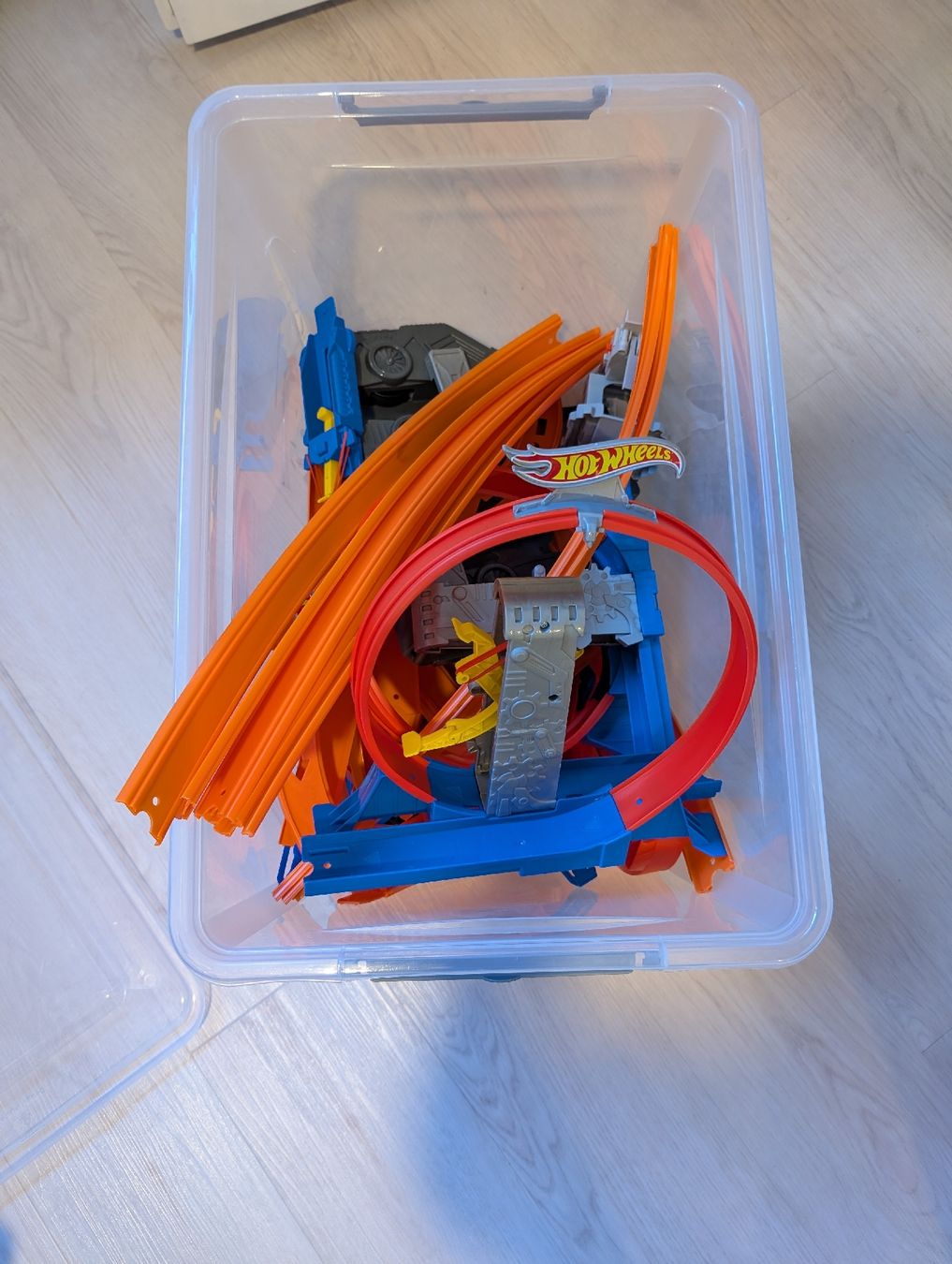 Giocattoli: Hot Wheels Dusch – Usato da Rudolfstetten venduto da rosali59