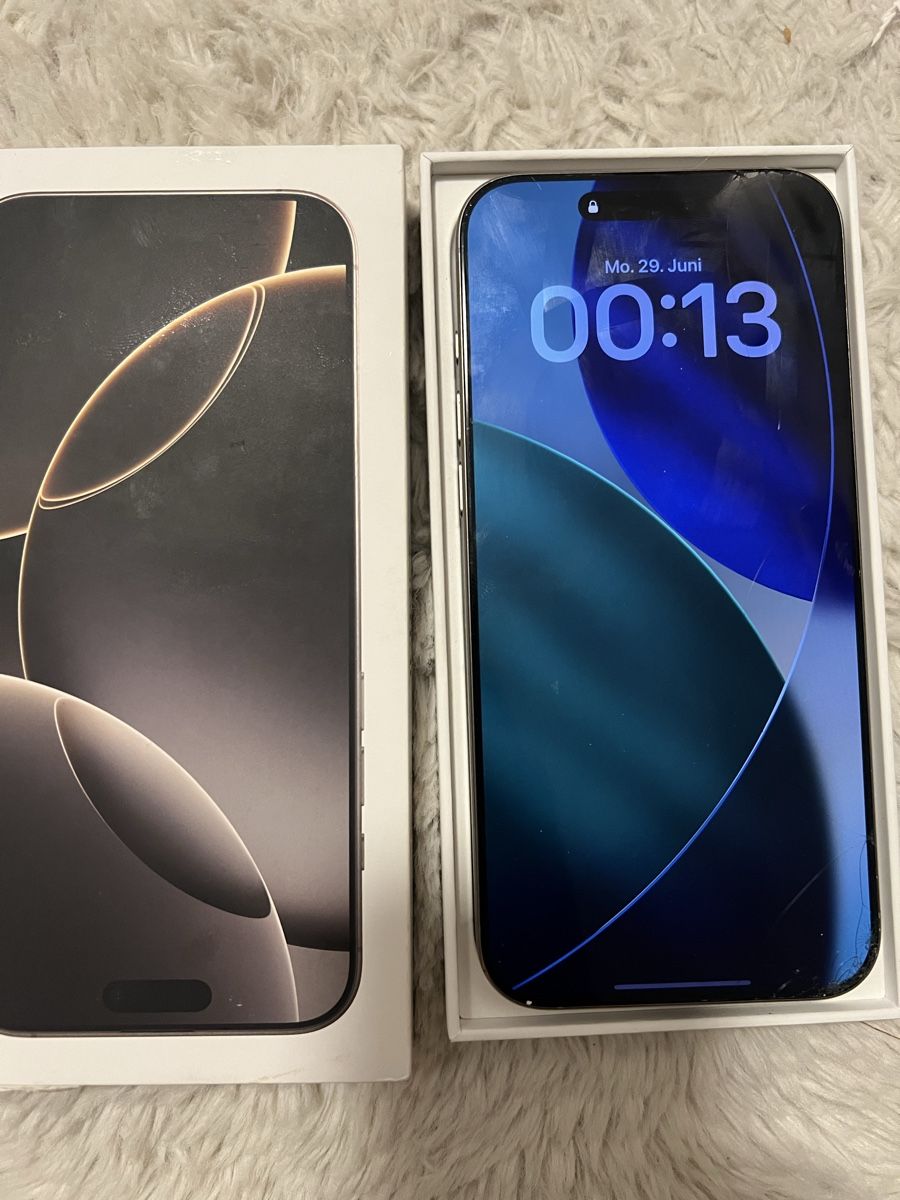 Apple Telefoni cellulari / Smartphones: iPhone 16 Pro Max 256 Go Gris Cosmos, dos brisé – Usato da Urtenen-Schönbühl venduto da Big.sanad 1