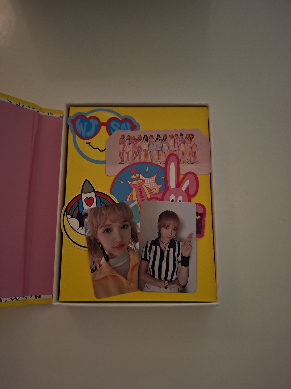 CD: WJSN - Happy Moment – Nuovo (secondo la descrizione) da Chur venduto da mal_ld6s 1