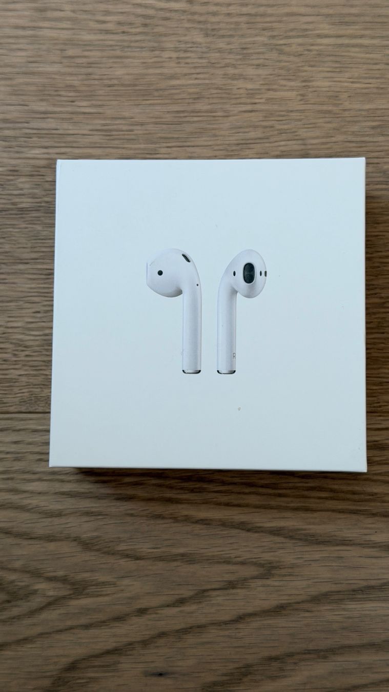Apple Cuffie: Apple AirPods gebraucht – Usato da Dürnten venduto da Ruka 2