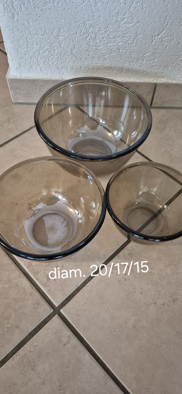 Ciotole: Lot de 3 saladiers en verre  – Usato da Moutier venduto da mai_pq7w