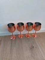 Rotweingläser aus Edelstahl