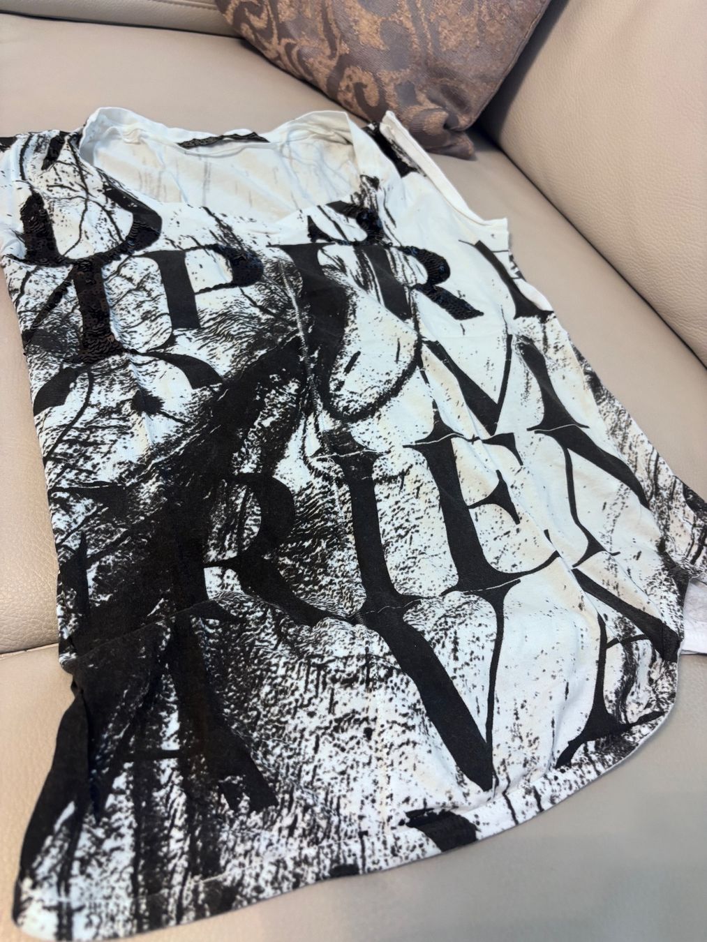 Zara T-shirt: Zara Basic Shirt, Grösse S, schwarz-weiss, neuwertig – Usato da Zürich venduto da engebrunau 1