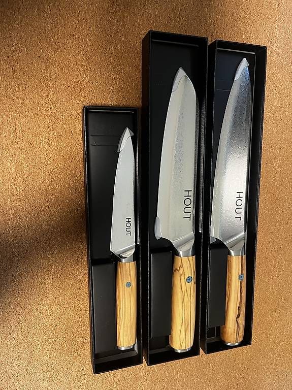 Coltelli da cucina: Damastmesserset mit Olivenholzgriff – Nuovo e nell'imballaggio originale da Burgdorf venduto da rap_n7yy 1