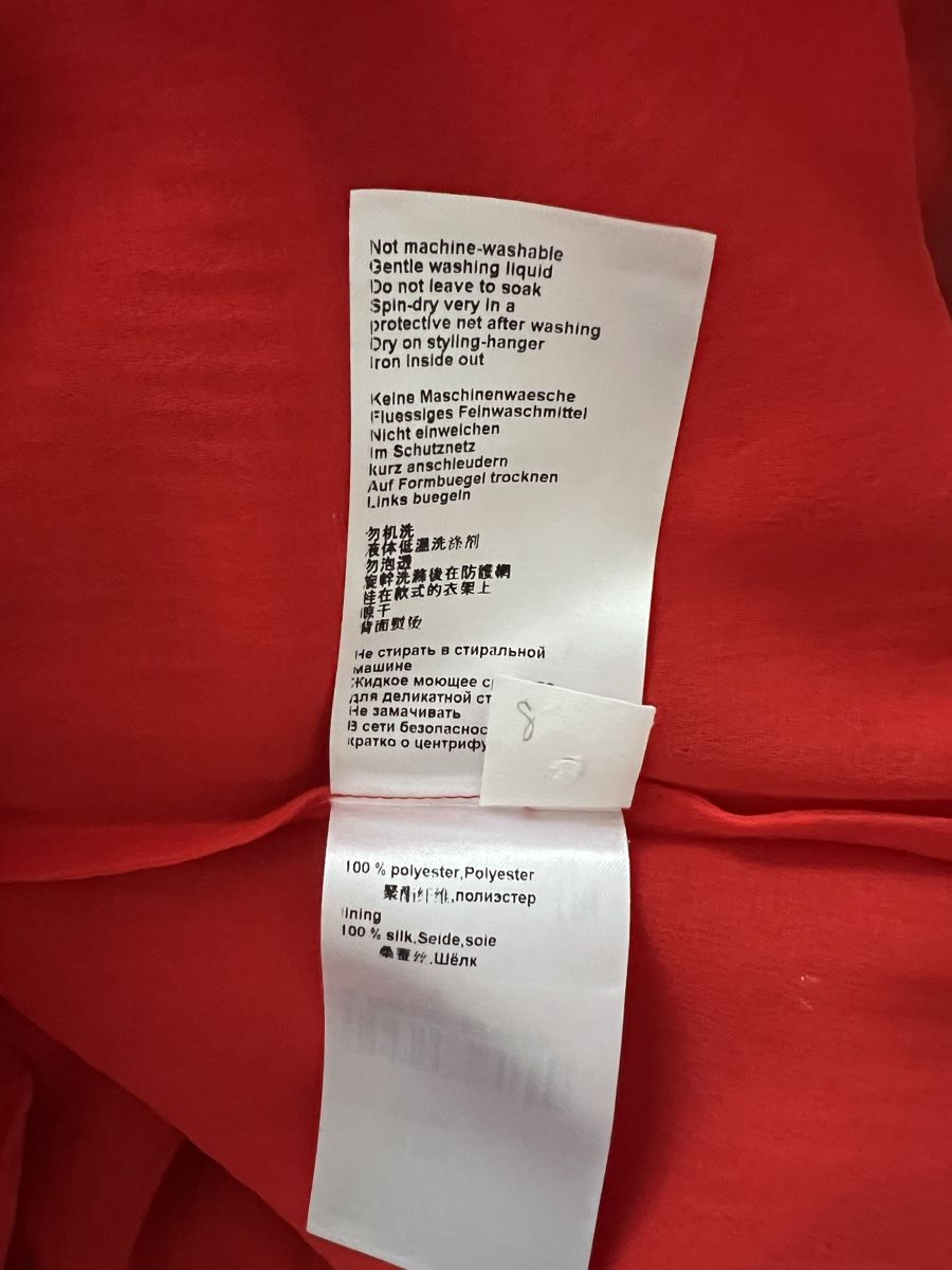 Marc Cain Tops: Marc Cain Pailletten Top, rot, 3/38 – Gebraucht aus Bergdietikon von pinkerton13 7