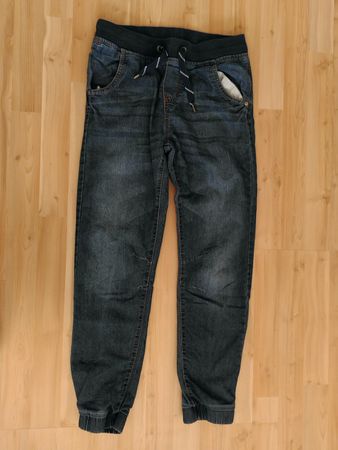 WARME JEANS FÜR JUNGEN GR.164