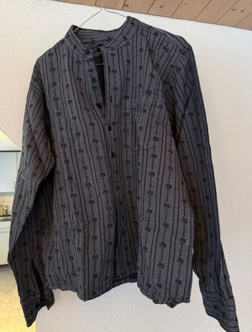 Camicie: Traditionelles Trachtenhemd/ Edelweisshemd – Usato da Wädenswil venduto da FrieBro 1