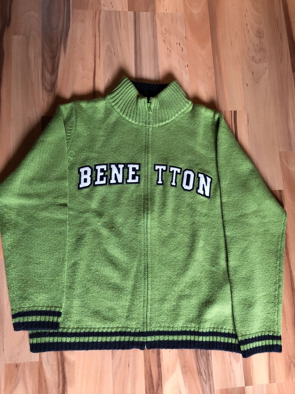 Benetton Giacche & Cappotti: Benetton Pulli/Jäckli Gr.134-140 – Usato da Siebnen venduto da nera007
