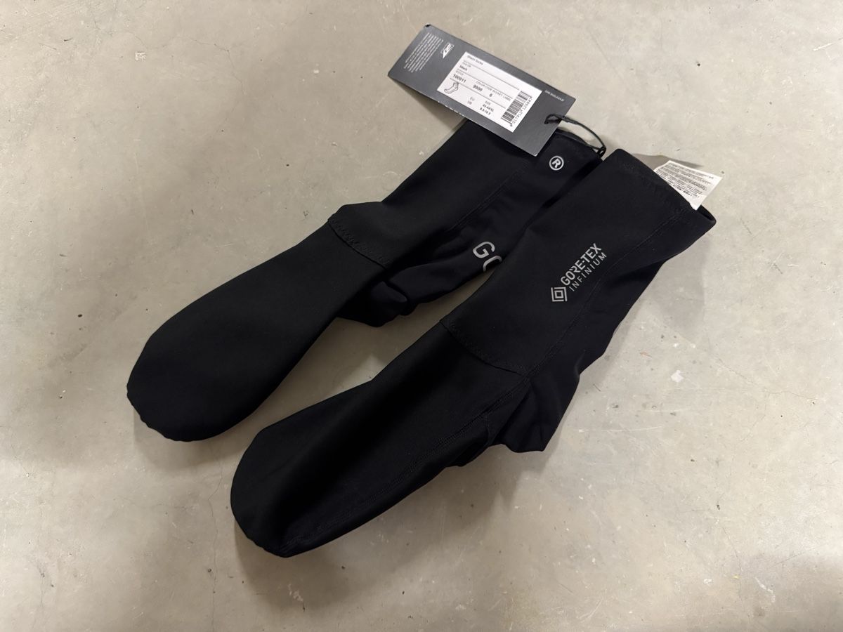 Chaussettes: Gore Bike Wear: Shield Socks – Neuf (Voir description) à Meikirch par leopard79
