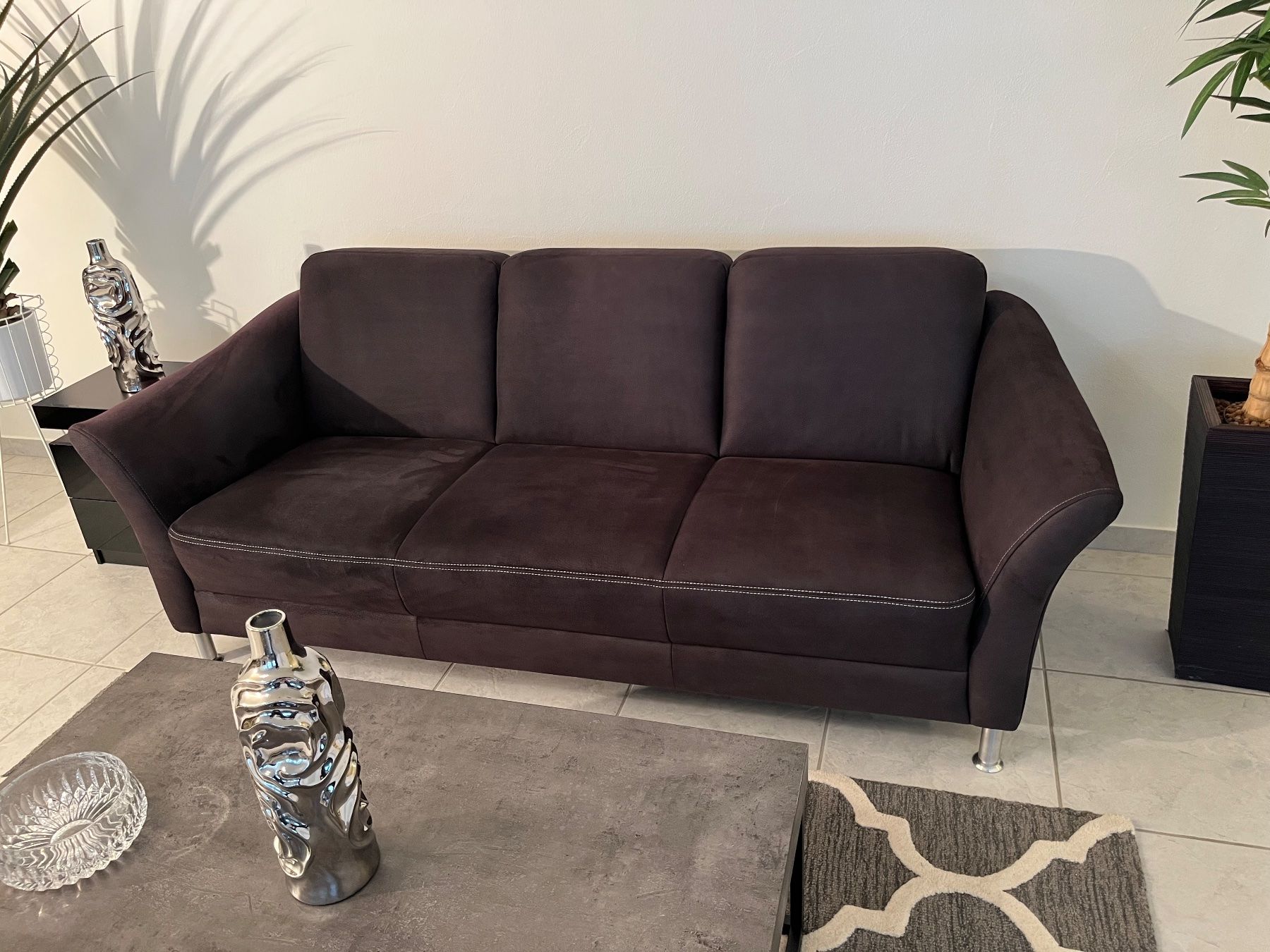 Livique Sofas: Livique Sofa 3-Seat – Gebraucht aus Lachen SZ von aba_9vg2 1