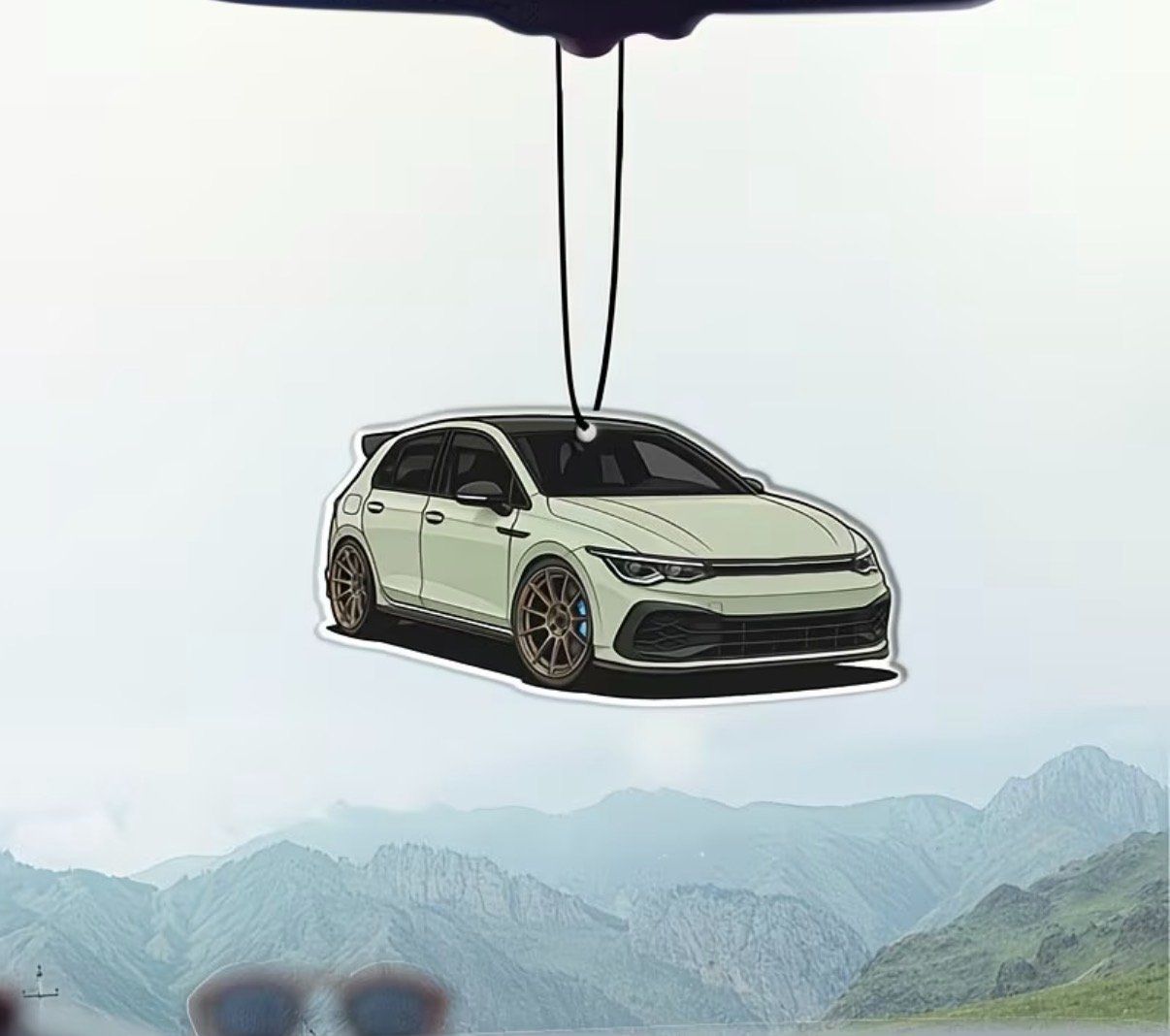 Lufterfrischer: Duftbaum VW Golf 8 R - Echter Hingucker Wunderbaum – Neu und originalverpackt aus Burg AG von Dein-Expert