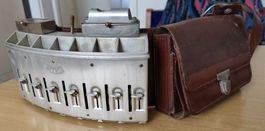 Syro Hystorischer Münzwechsler mit Ledertasche Marke Syro