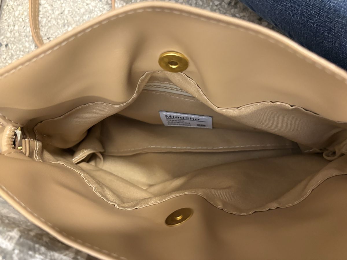Borse da donna: Damen Tasche – Usato da Winterthur venduto da Nena222 3