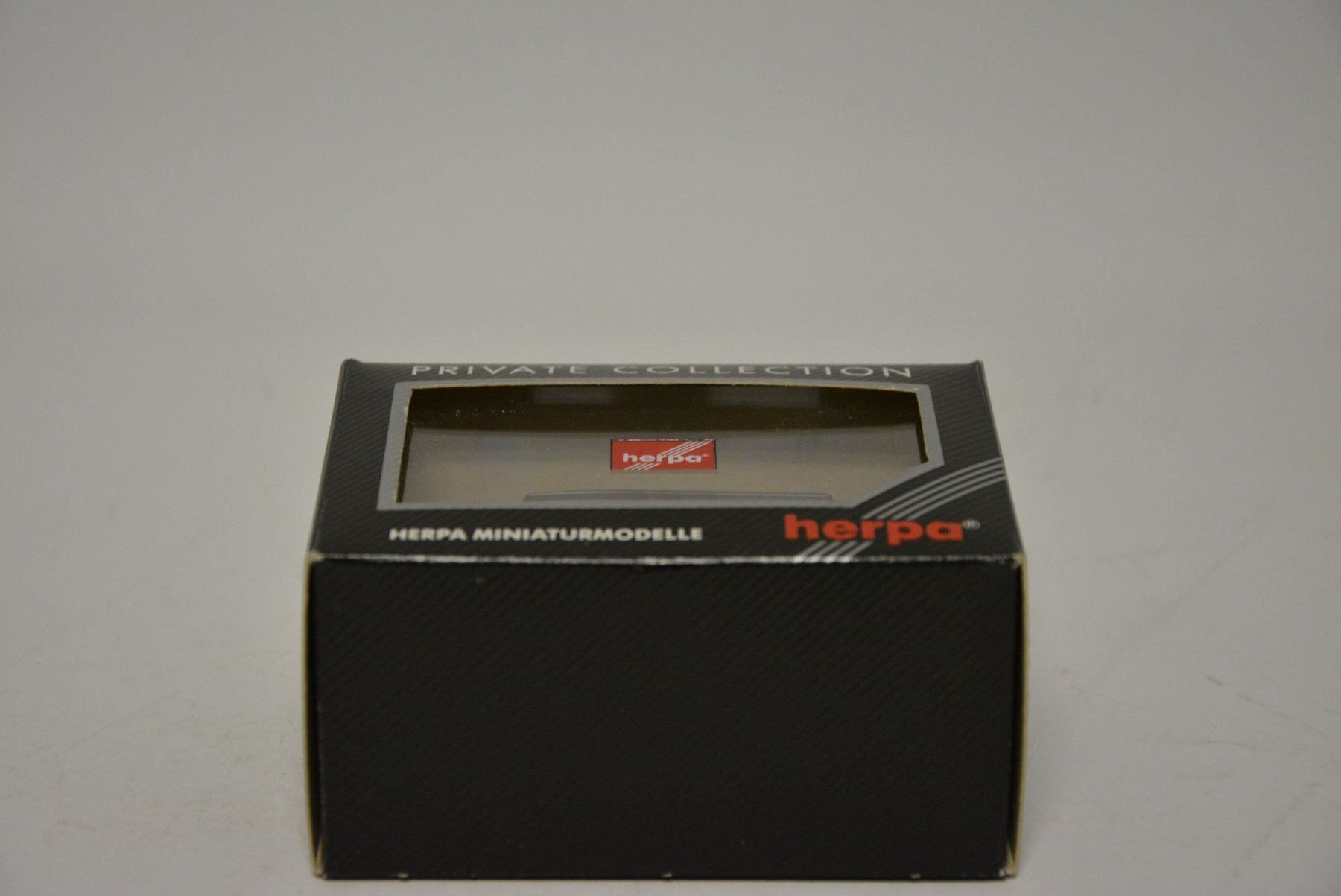 Herpa Modellini d'auto: Mercedes100D Bus Berlin 2000  Herpa 1:87 – Nuovo e nell'imballaggio originale da Goldach venduto da Feivel9 7