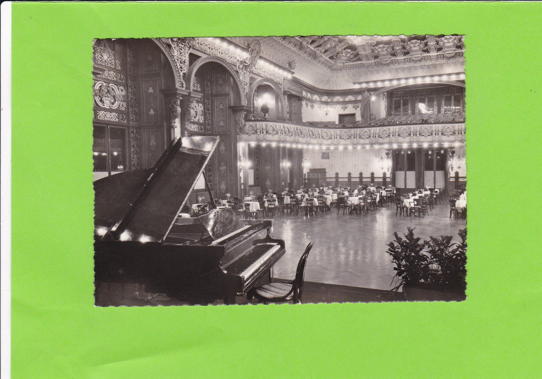 Cartoline postali: Kursaal Interlaken--Inneres – Usato da St. Peterzell venduto da neckertal