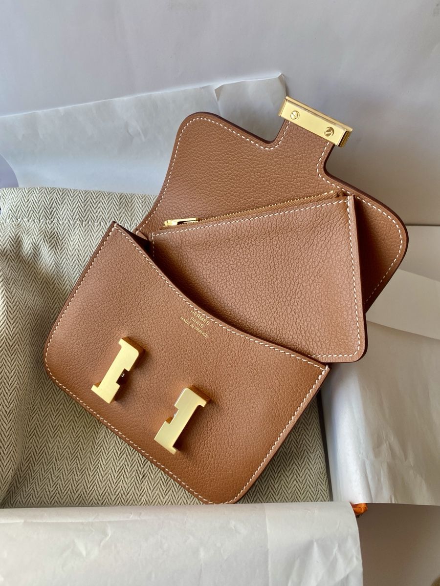 Hermès Portafogli: Hermès Constance Slim Wallet – Nuovo (secondo la descrizione) da Genève venduto da Sally_LuxxyGeneva 1