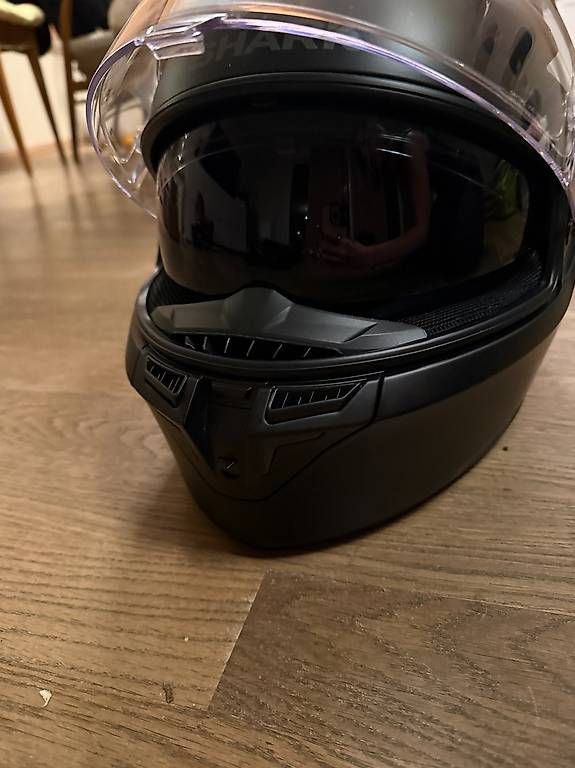 Caschi & visiere: Motorradhelm Shark – Usato da Bettenhausen venduto da umebachi