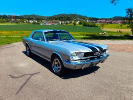 Ford Mustang Coupé V8 (289 ci) – 1965 - Veteranenfahrzeug