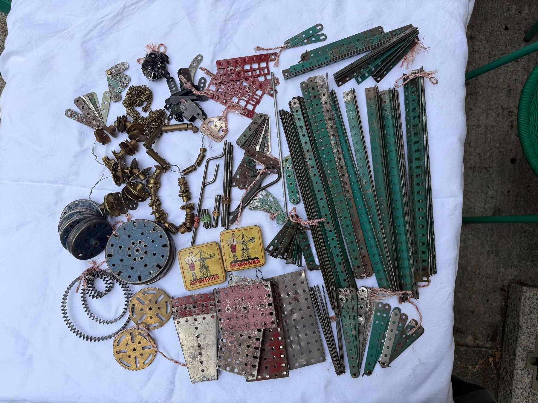 Kit di costruzioni: MÄRKLIN Metallbaukasten - diverses Material – Usato da Tegerfelden venduto da siebenmacky