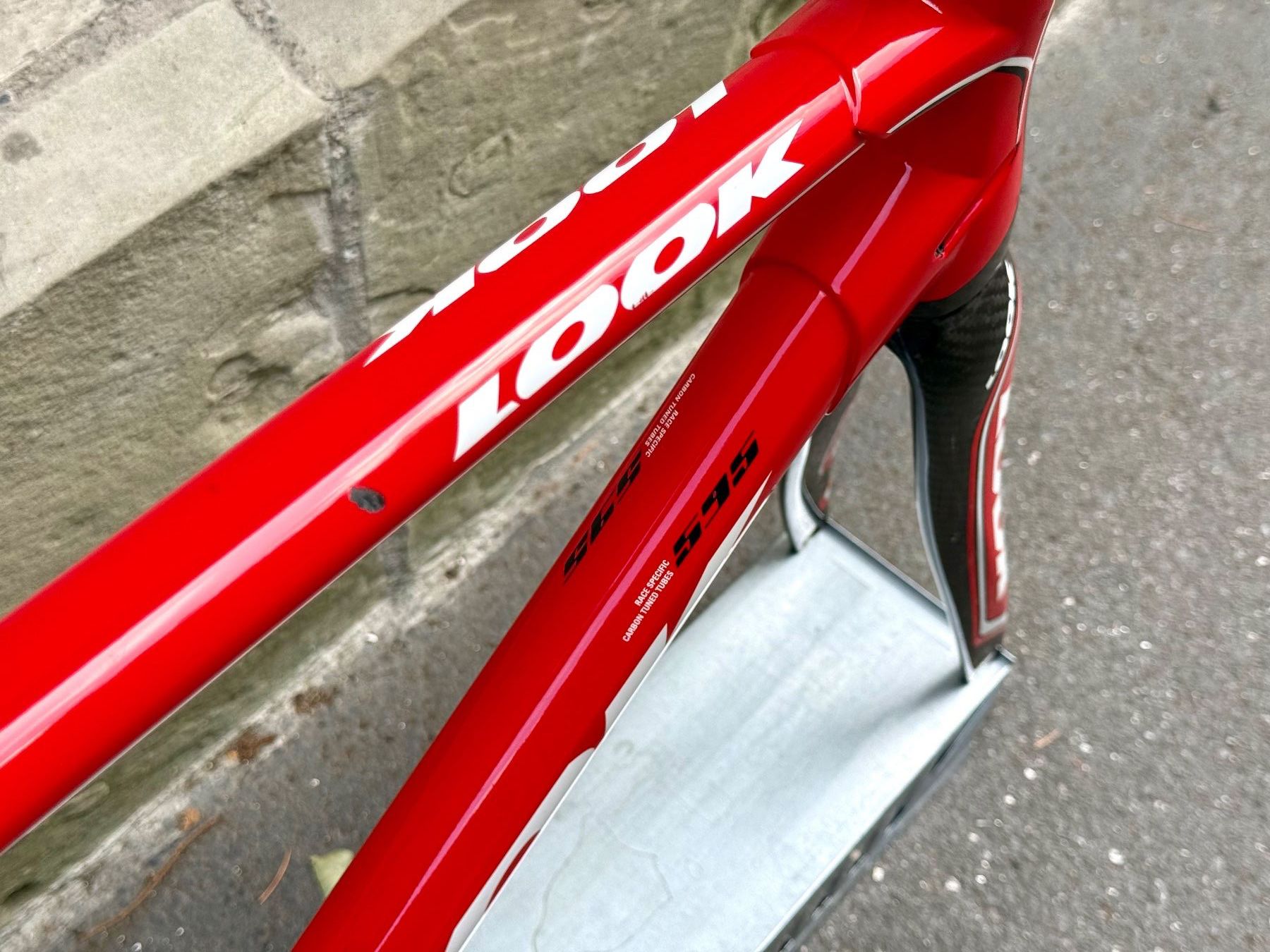 Look Pezzi di ricambio: LOOK 595 ULTRA STIFF Frameset Carbon Rahmen 2606 – Usato da Luzern venduto da bikeandbeltcom 5