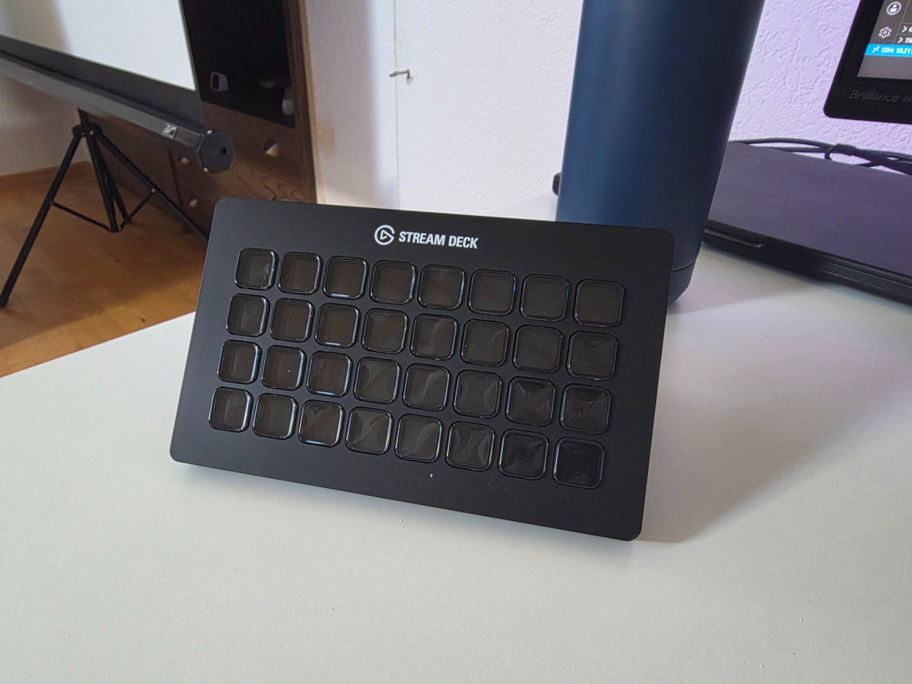 Claviers: Elgato Stream Deck XL – D'occasion à Eiken par Marcovolt