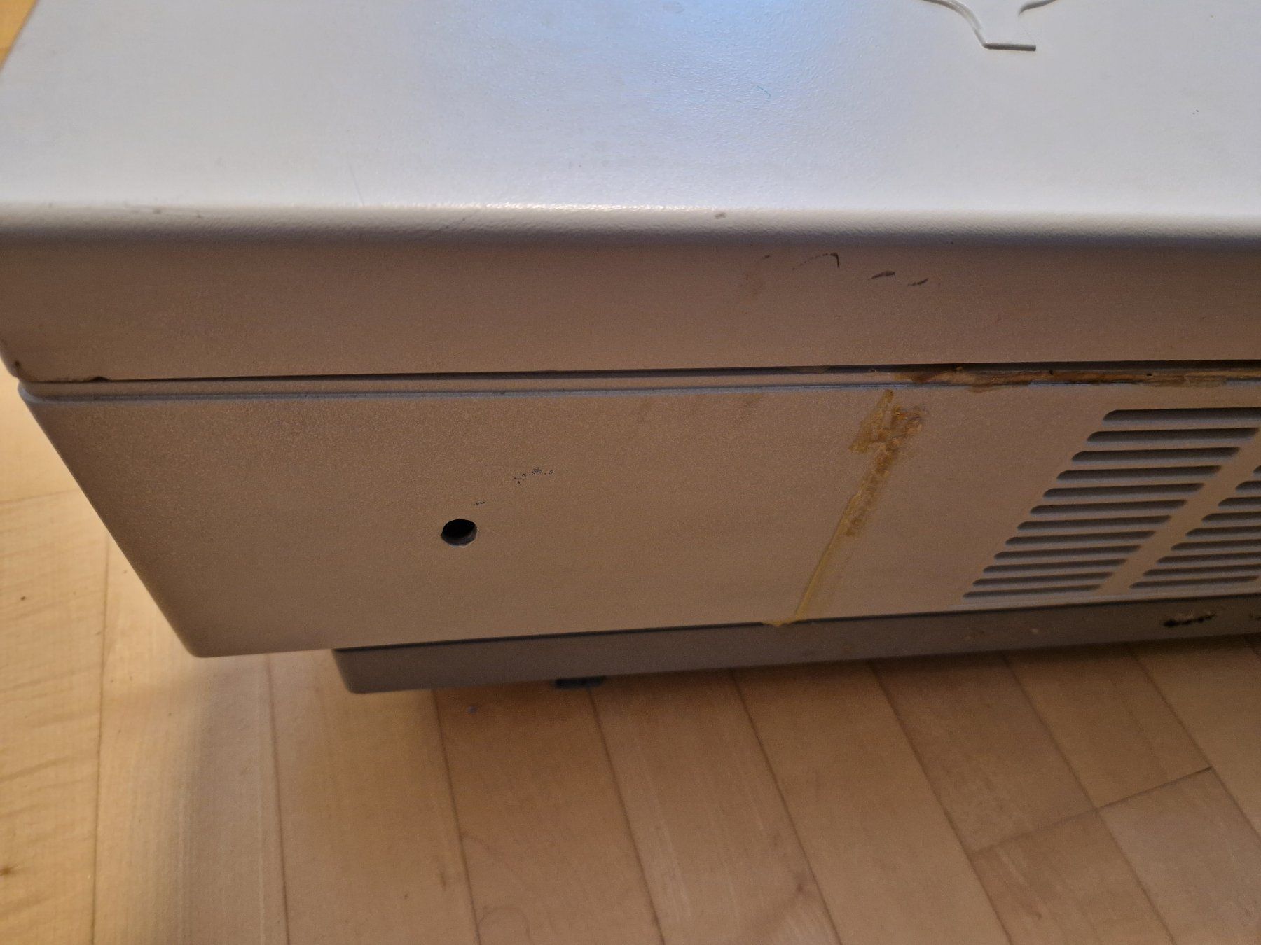 Barco Videoprojektoren: Barco Data 808 CRT Projector Beamer inkl. Flightbox – Gebraucht aus Zürich von roemerhof86 3